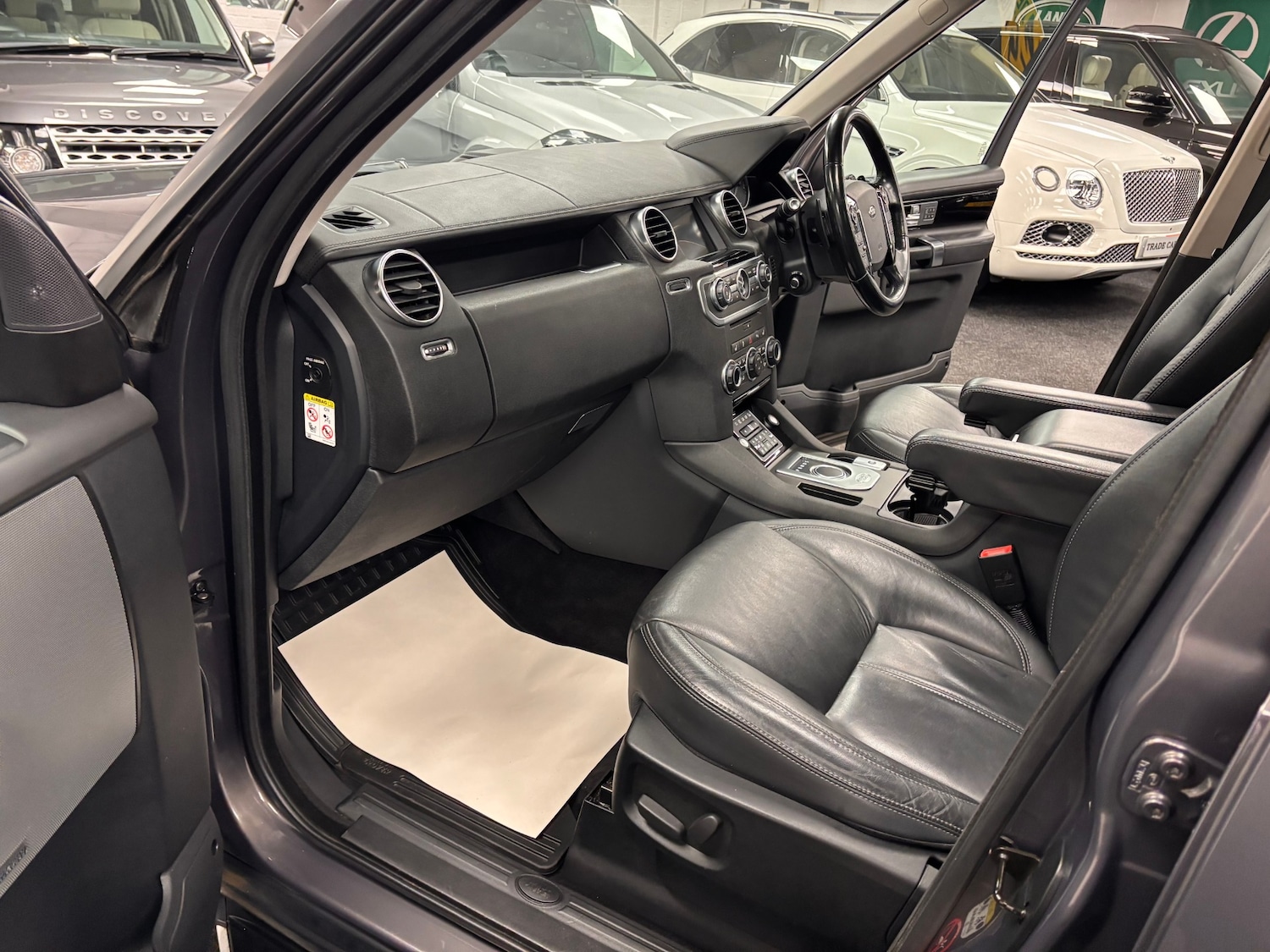 Used Land Rover Discovery 2016 for sale - 76488211: Photo 13