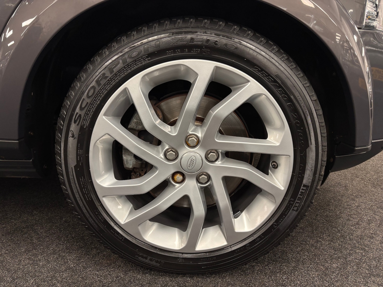 Used Land Rover Discovery 2016 for sale - 76488211: Photo 19