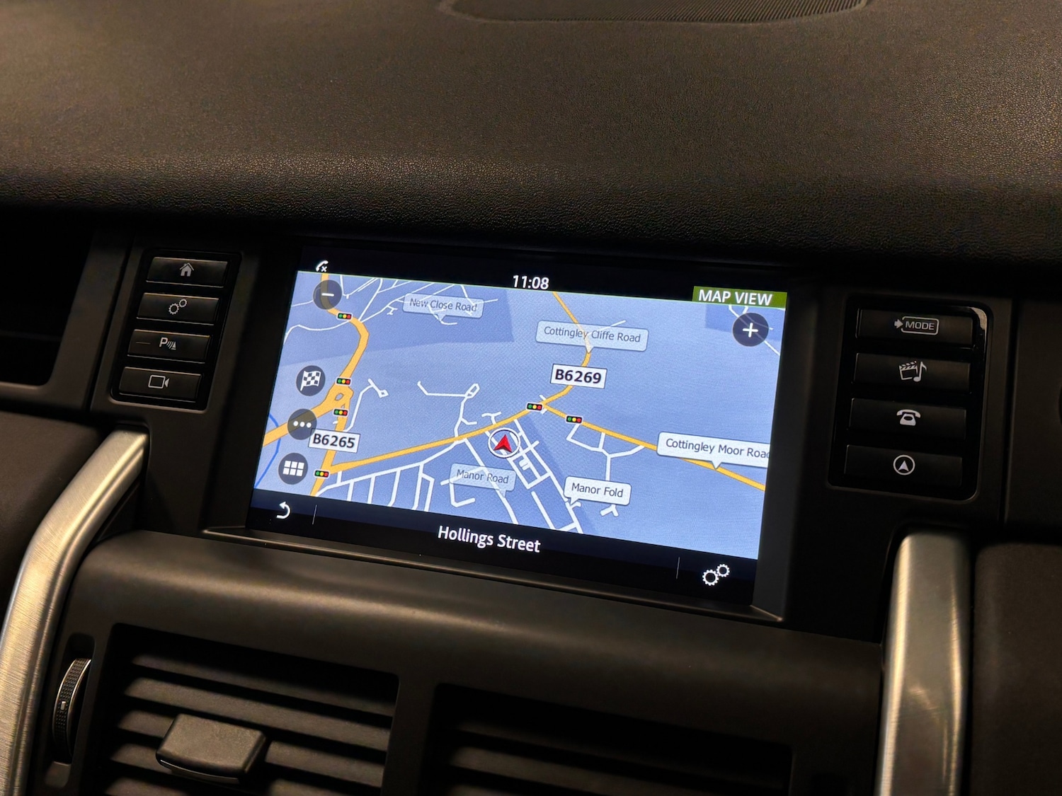 Used Land Rover Discovery Sport 2017 for sale - 76743647: Photo 12