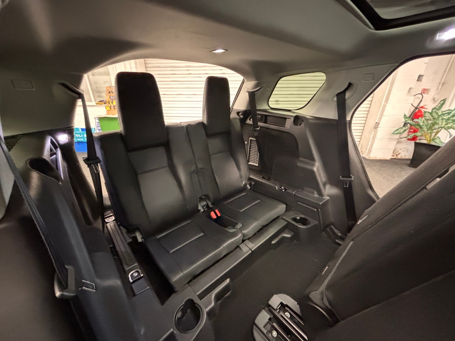 Used Land Rover Discovery Sport 2017 for sale - 76743647: Photo 17