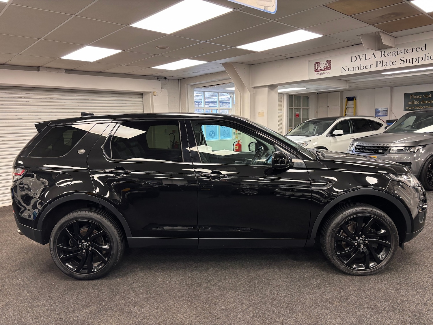 Used Land Rover Discovery Sport 2017 for sale - 76743647: Photo 7