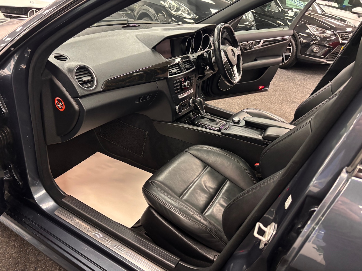 Used Mercedes-Benz C Class 2013 for sale - 76912605: Photo 13