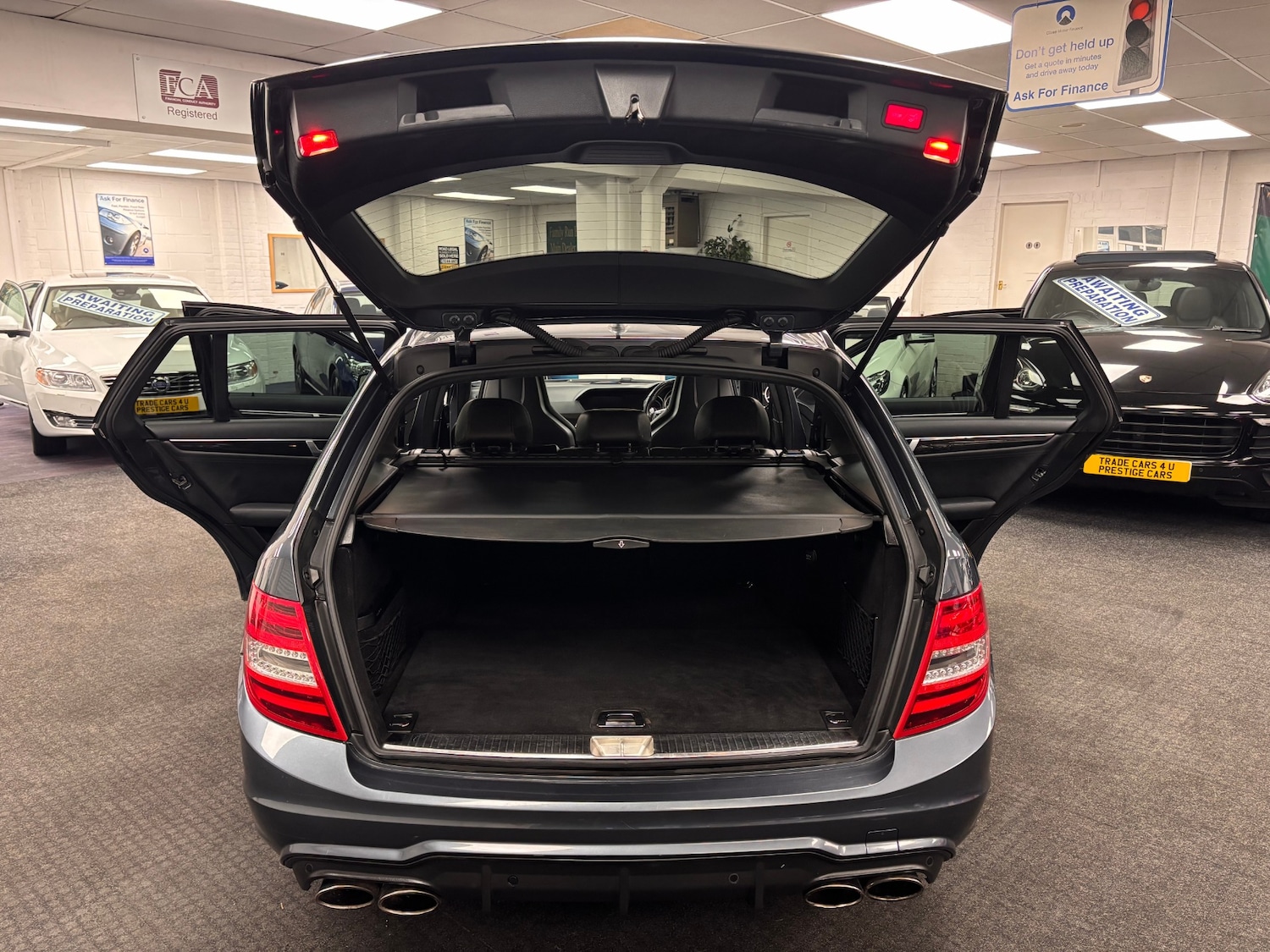 Used Mercedes-Benz C Class 2013 for sale - 76912605: Photo 17