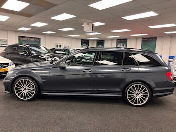 Used Mercedes-Benz C Class 2013 for sale - 76912605: Photo