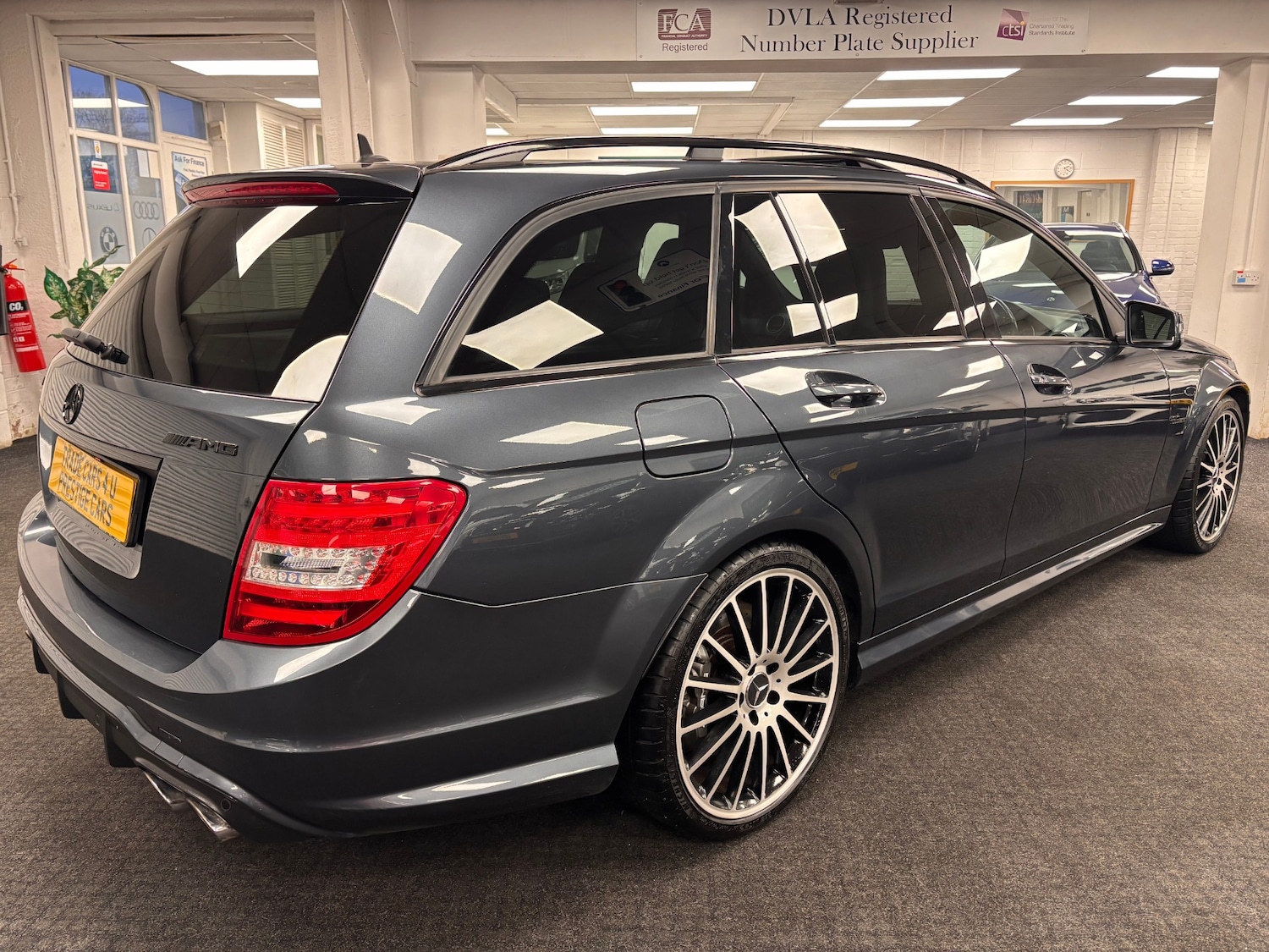 Used Mercedes-Benz C Class 2013 for sale - 76912605: Photo 7