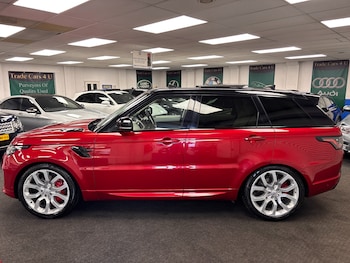 Used Land Rover Range Rover Sport 2018 for sale - 78503656: Photo
