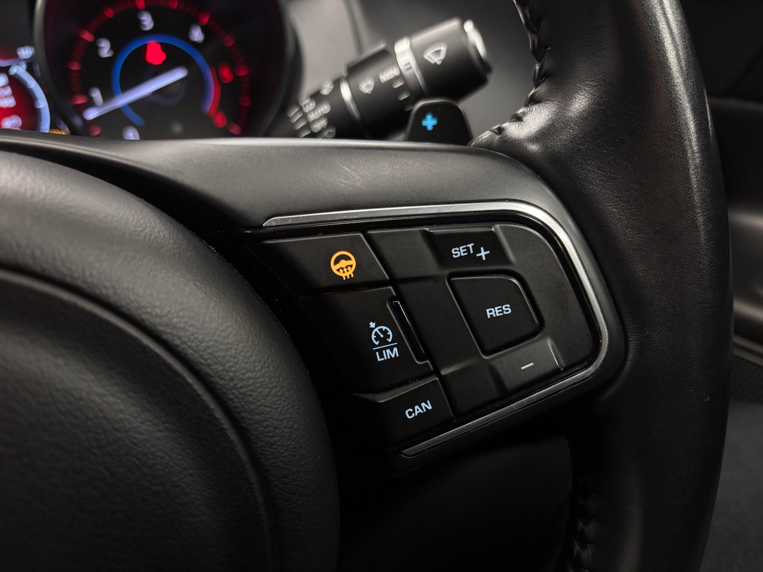 Used Jaguar XE 2016 for sale - 76743645: Photo 13