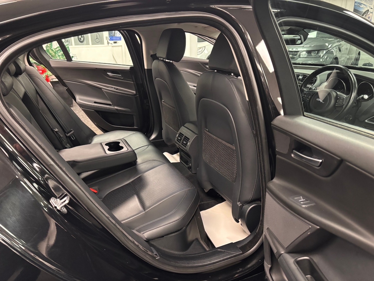 Used Jaguar XE 2016 for sale - 76743645: Photo 14