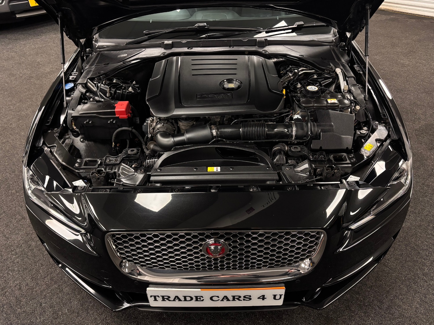 Used Jaguar XE 2016 for sale - 76743645: Photo 20