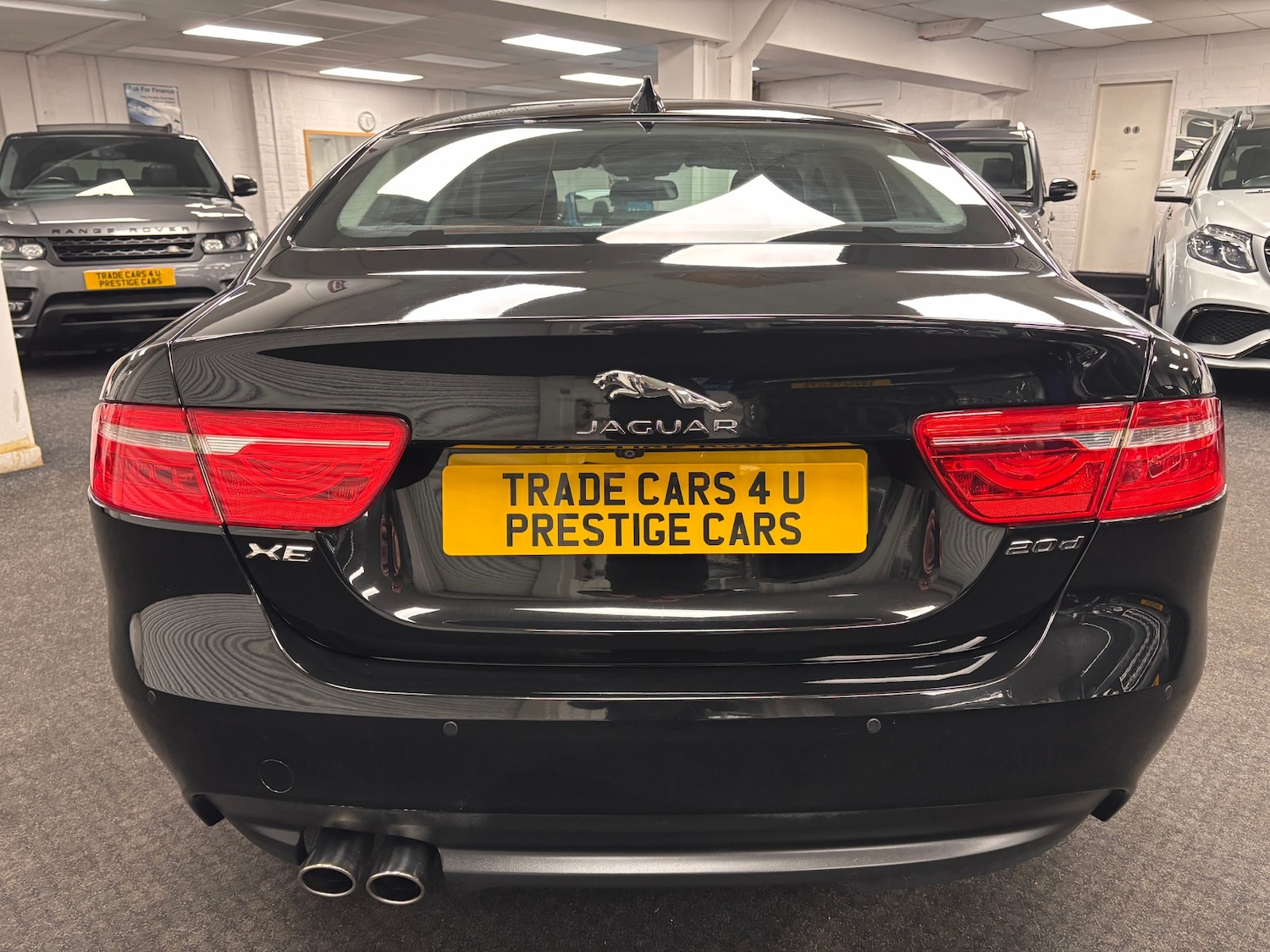 Used Jaguar XE 2016 for sale - 76743645: Photo 5