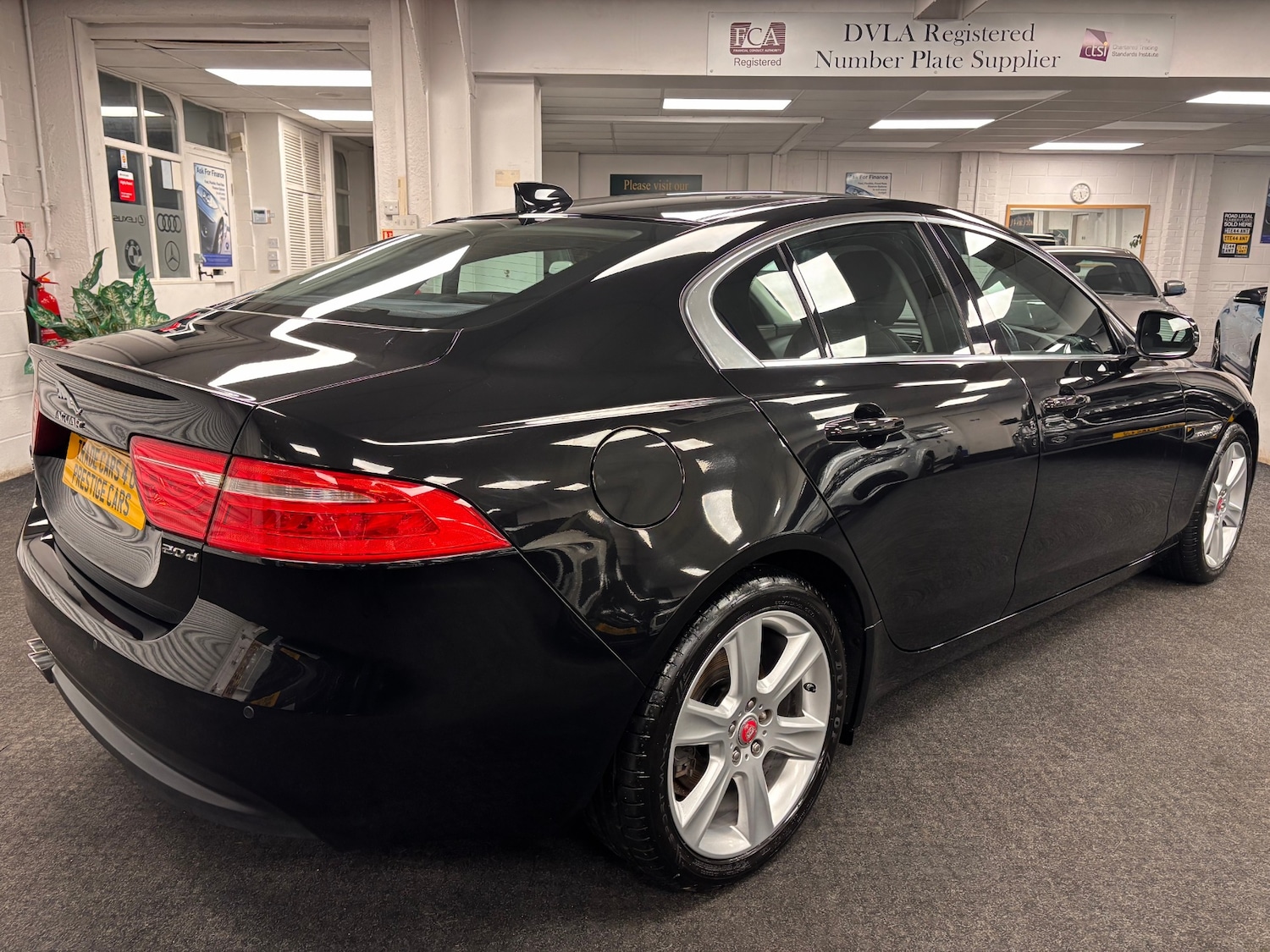 Used Jaguar XE 2016 for sale - 76743645: Photo 6