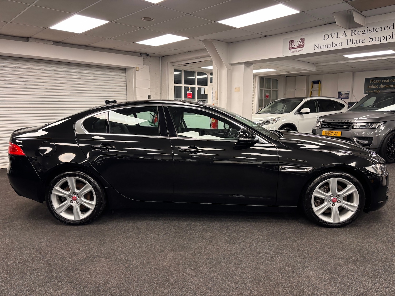 Used Jaguar XE 2016 for sale - 76743645: Photo 7