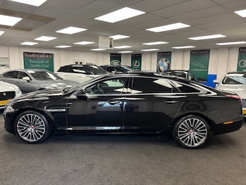 Used Jaguar XJ 2016 for sale - 75656348: Photo