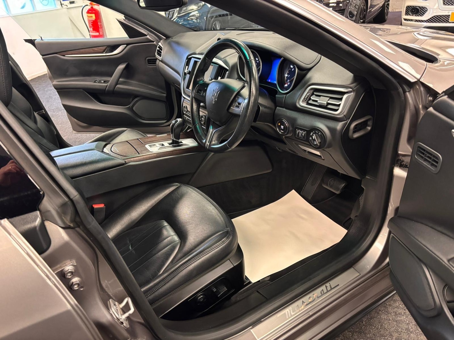 Used Maserati Ghibli 2016 for sale - 76207728: Photo 11