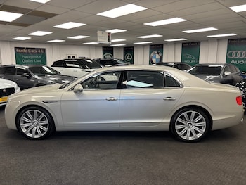 Used Bentley Flying Spur 2013 for sale - 75675433: Photo