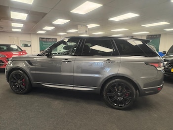Used Land Rover Range Rover Sport 2016 for sale - 76500493: Photo
