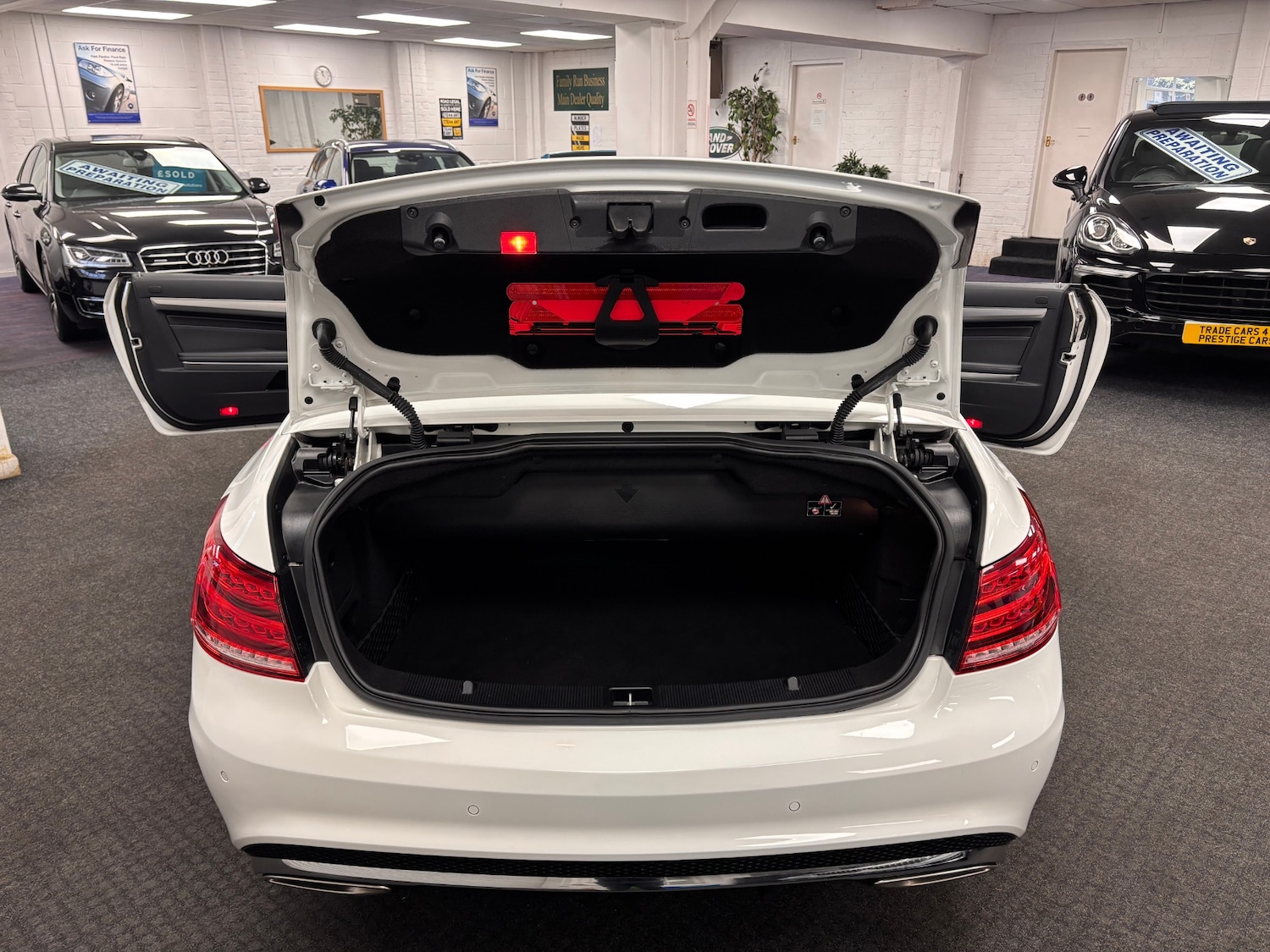 Used Mercedes-Benz E Class 2016 for sale - 77062084: Photo 18