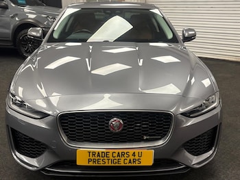 Used Jaguar XE 2020 for sale - 76971134: Photo
