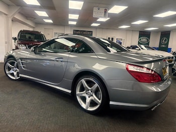 Used Mercedes-Benz SL 2013 for sale - 77897945: Photo