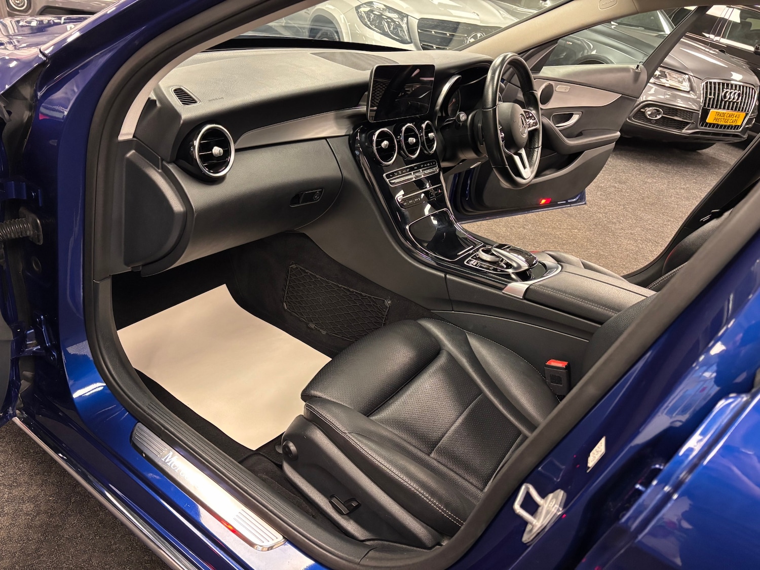 Used Mercedes-Benz C Class 2019 for sale - 76998786: Photo 13