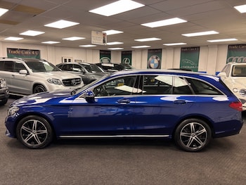 Used Mercedes-Benz C Class 2019 for sale - 76998786: Photo