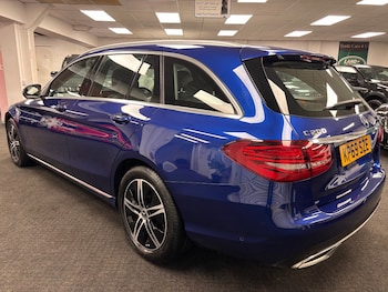 Used Mercedes-Benz C Class 2019 for sale - 76998786: Photo