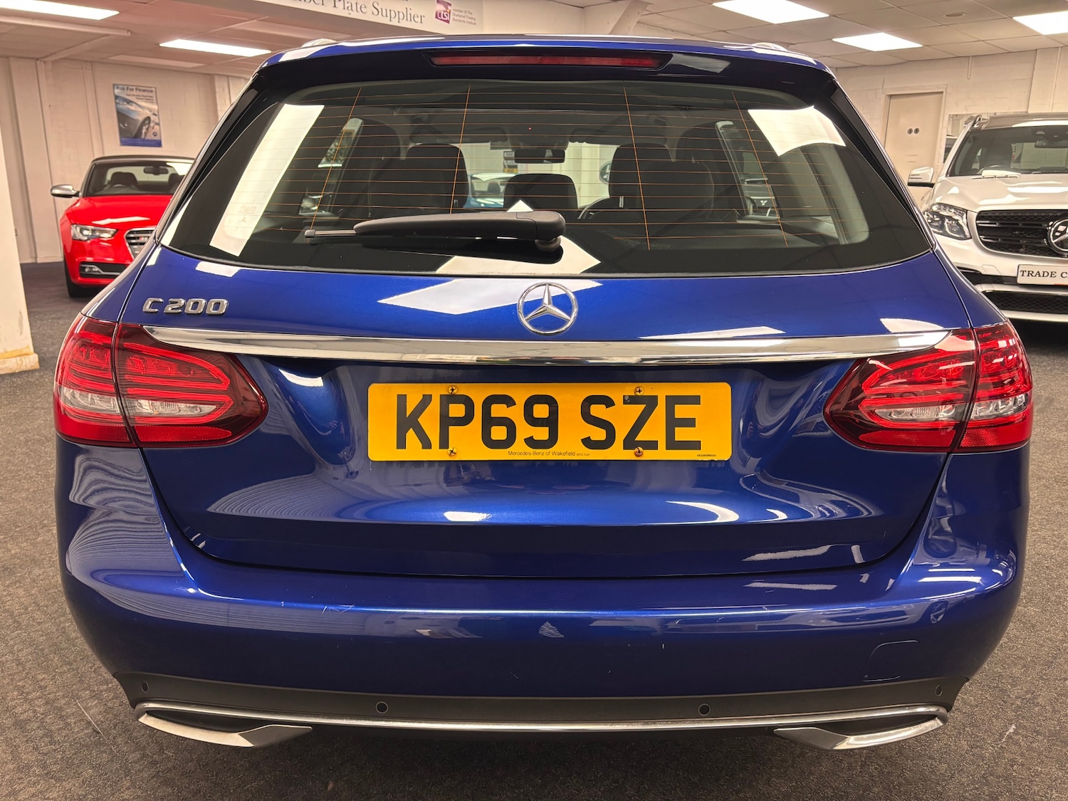 Used Mercedes-Benz C Class 2019 for sale - 76998786: Photo 5