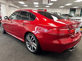 Used Jaguar XF 2017 for sale - 79456335: Photo