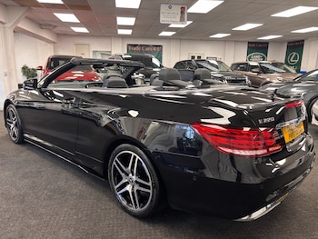 Used Mercedes-Benz E Class 2015 for sale - 78987370: Photo