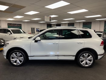 Used Volkswagen Touareg 2016 for sale - 75256058: Photo