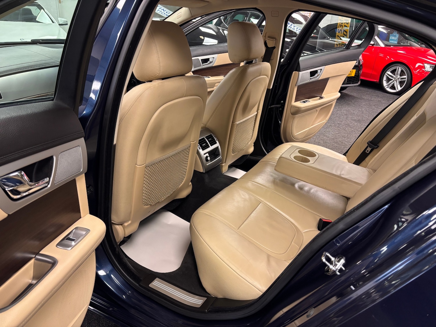 Used Jaguar XF 2012 for sale - 77306878: Photo 17