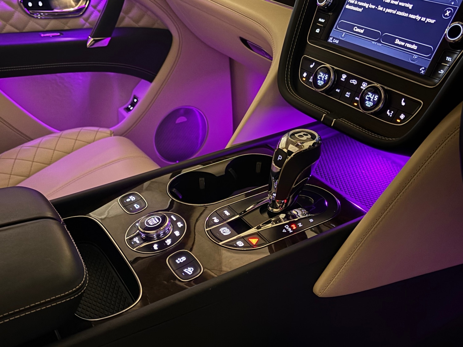 Used Bentley Bentayga 2017 for sale - 76173567: Photo 15