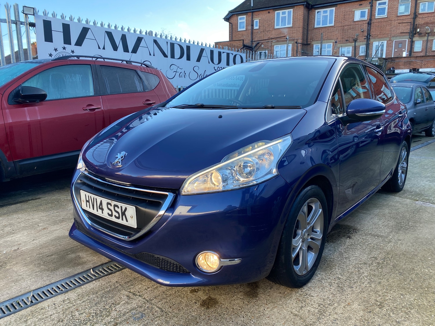 Used Peugeot 208 2014 for sale - 76915196: Photo 27