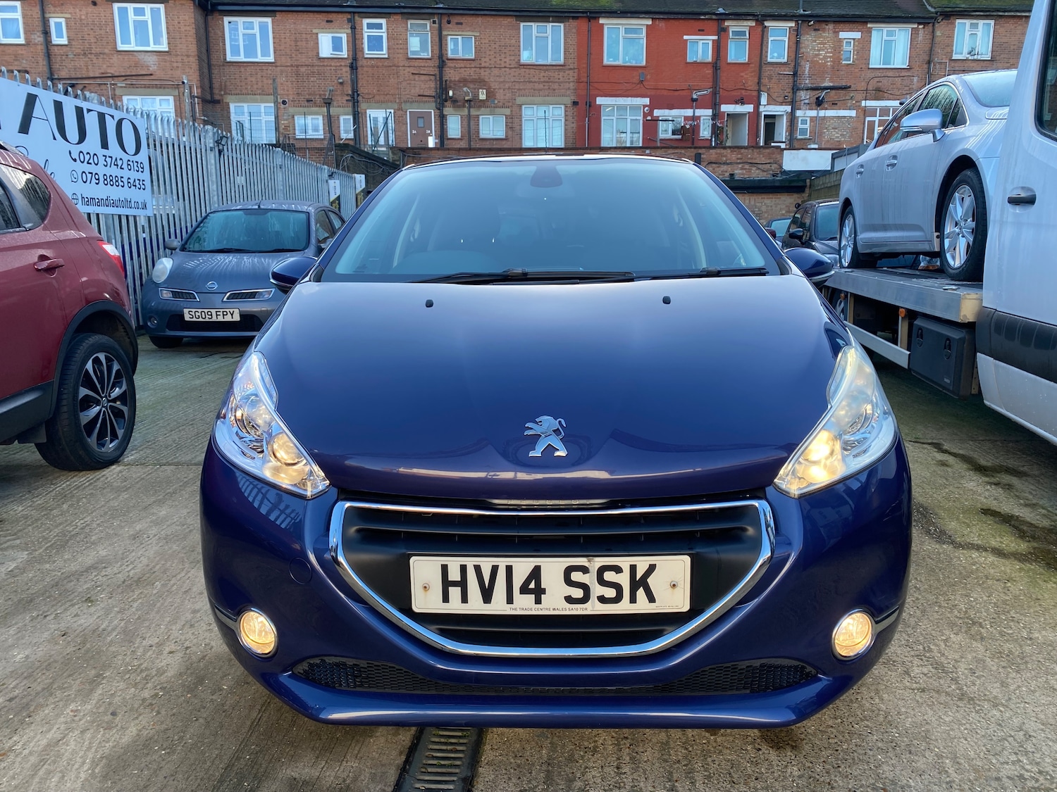 Used Peugeot 208 2014 for sale - 76915196: Photo 8