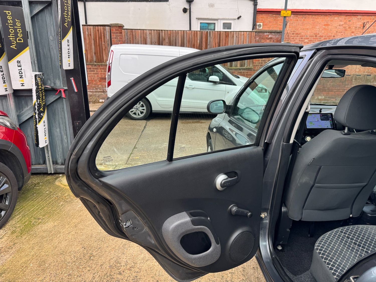 Used Nissan Micra 2006 for sale - 77164827: Photo 25