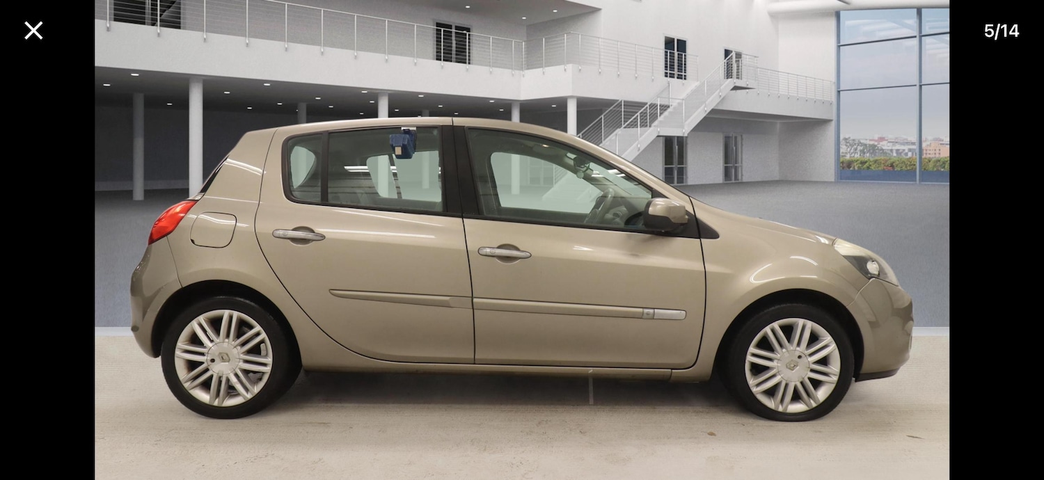 Used Renault Clio 2010 for sale - 77075894: Photo 3