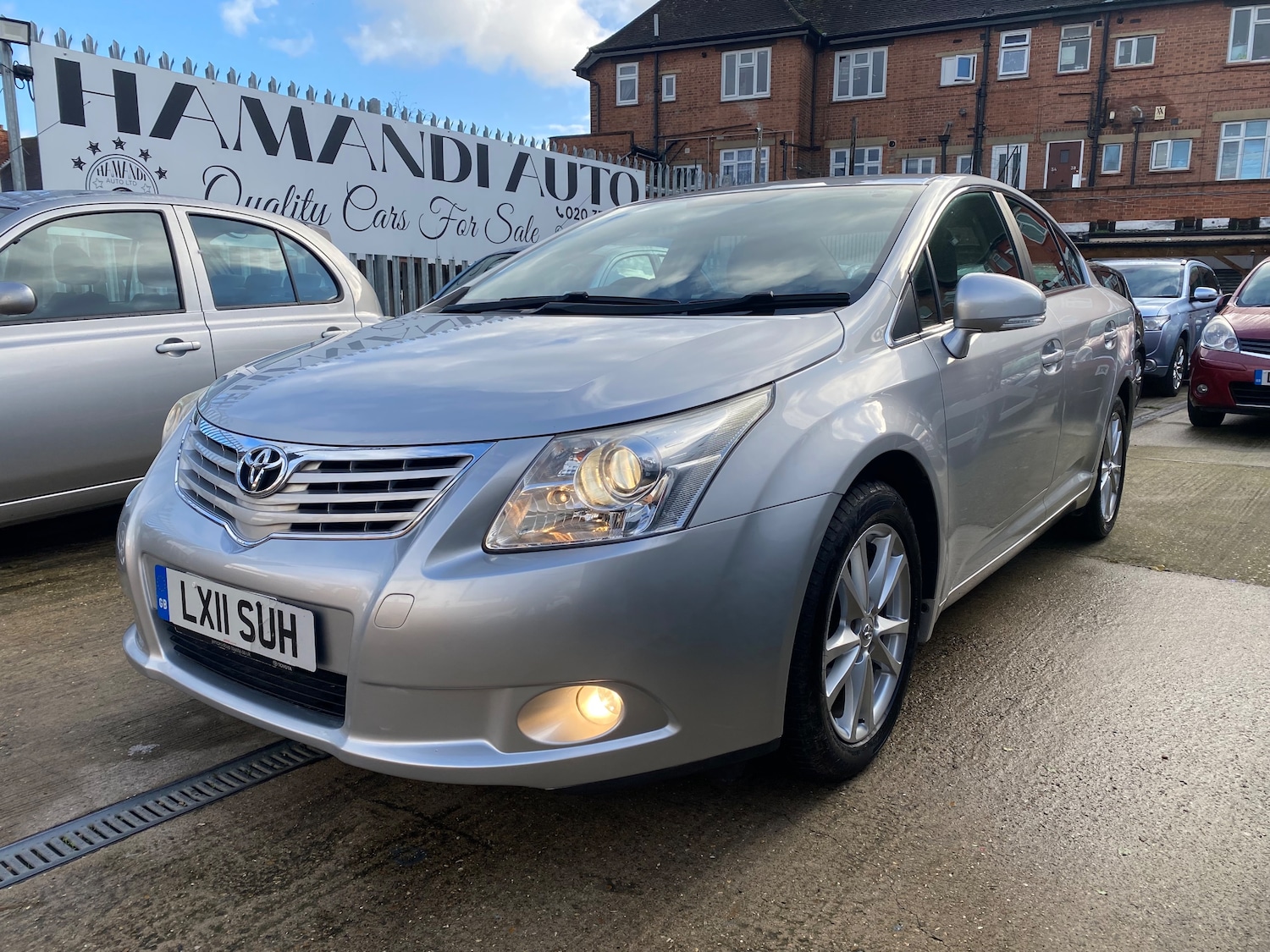 Used Toyota Avensis 2011 for sale - 76783317: Photo 1