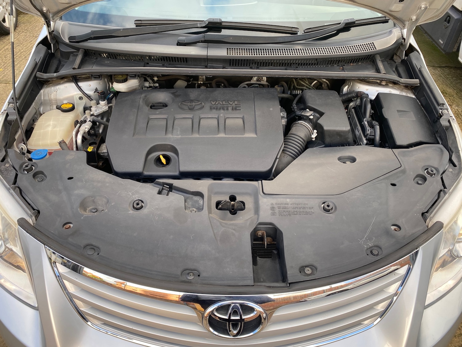 Used Toyota Avensis 2011 for sale - 76783317: Photo 12