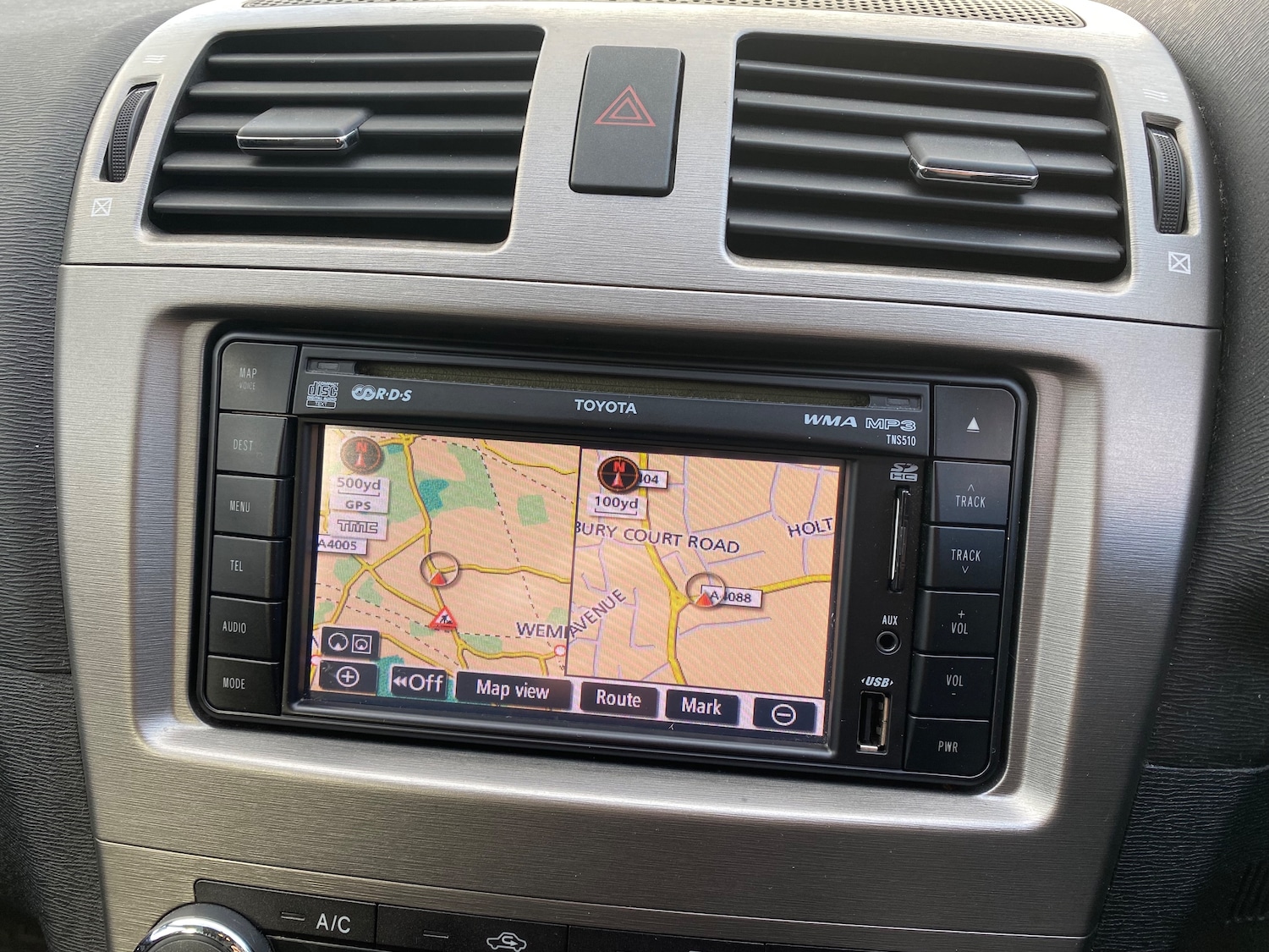 Used Toyota Avensis 2011 for sale - 76783317: Photo 15