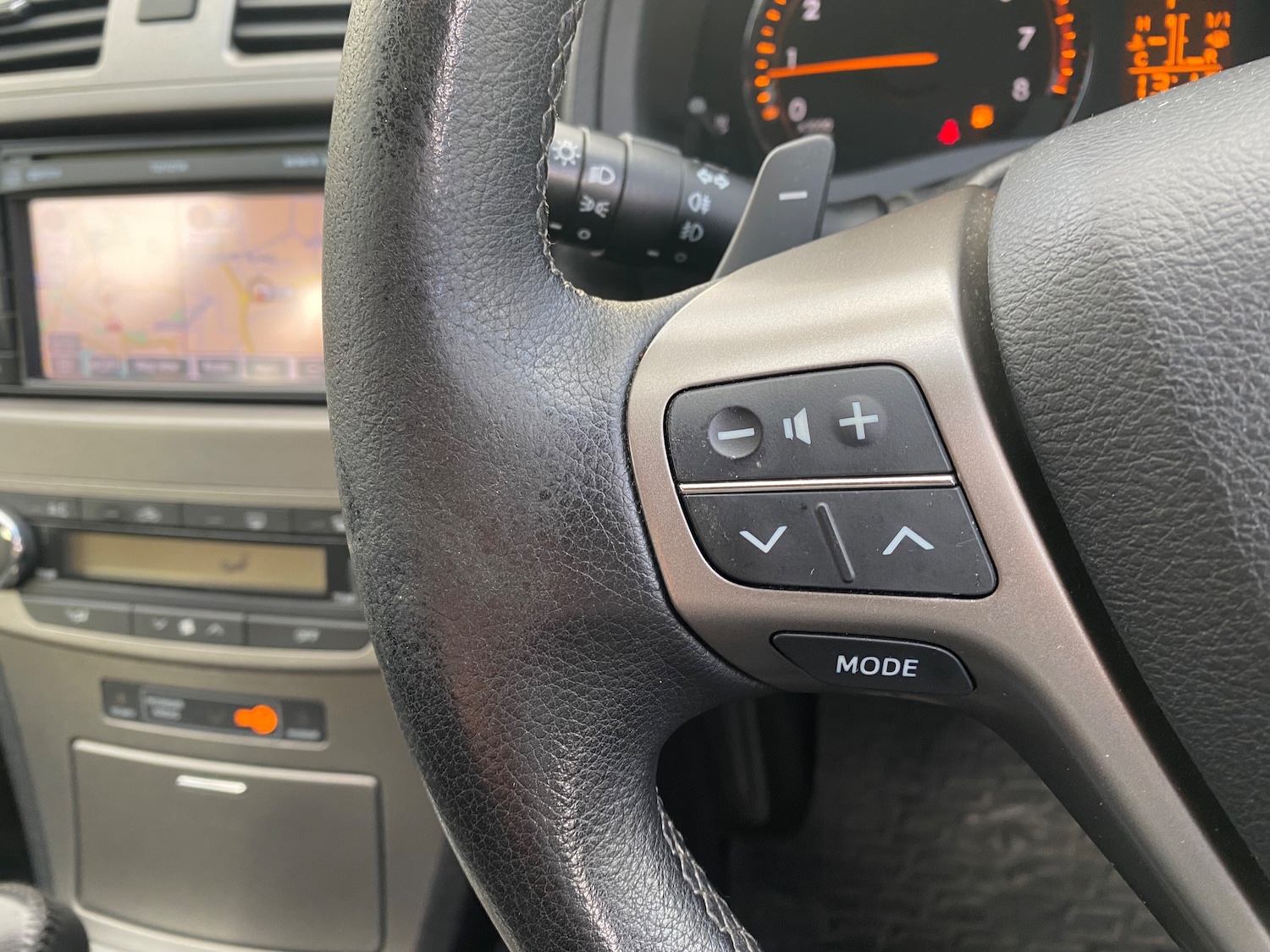 Used Toyota Avensis 2011 for sale - 76783317: Photo 18