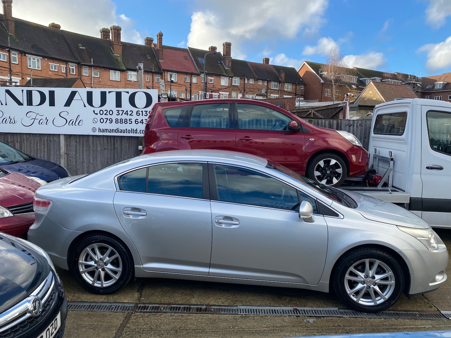 Used Toyota Avensis 2011 for sale - 76783317: Photo 6
