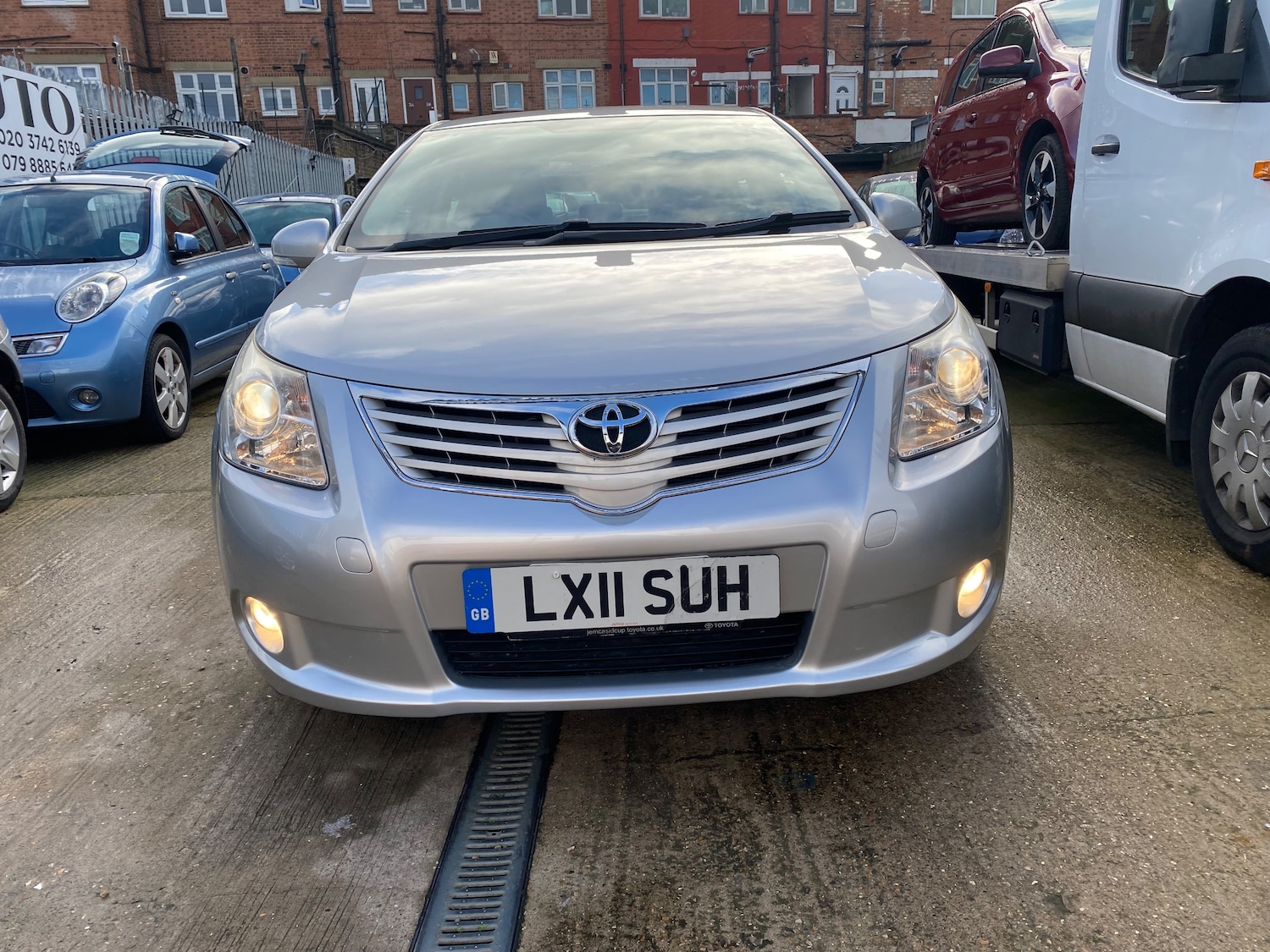 Used Toyota Avensis 2011 for sale - 76783317: Photo 8