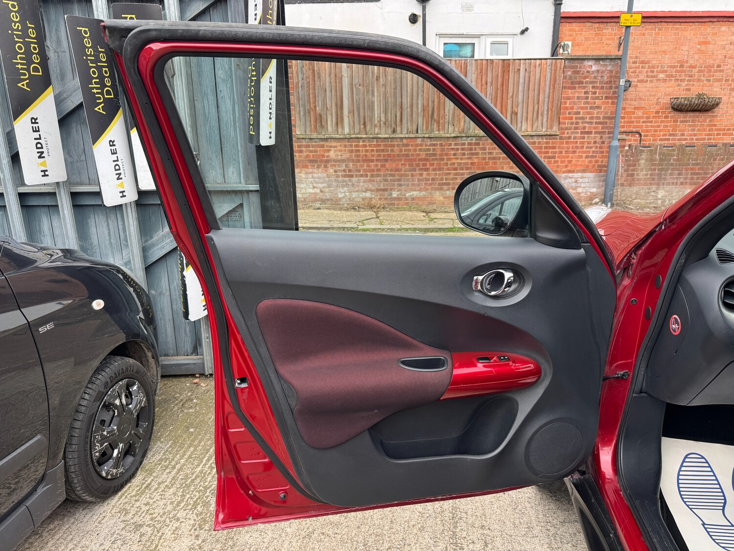 Used Nissan Juke 2013 for sale - 78083910: Photo 24