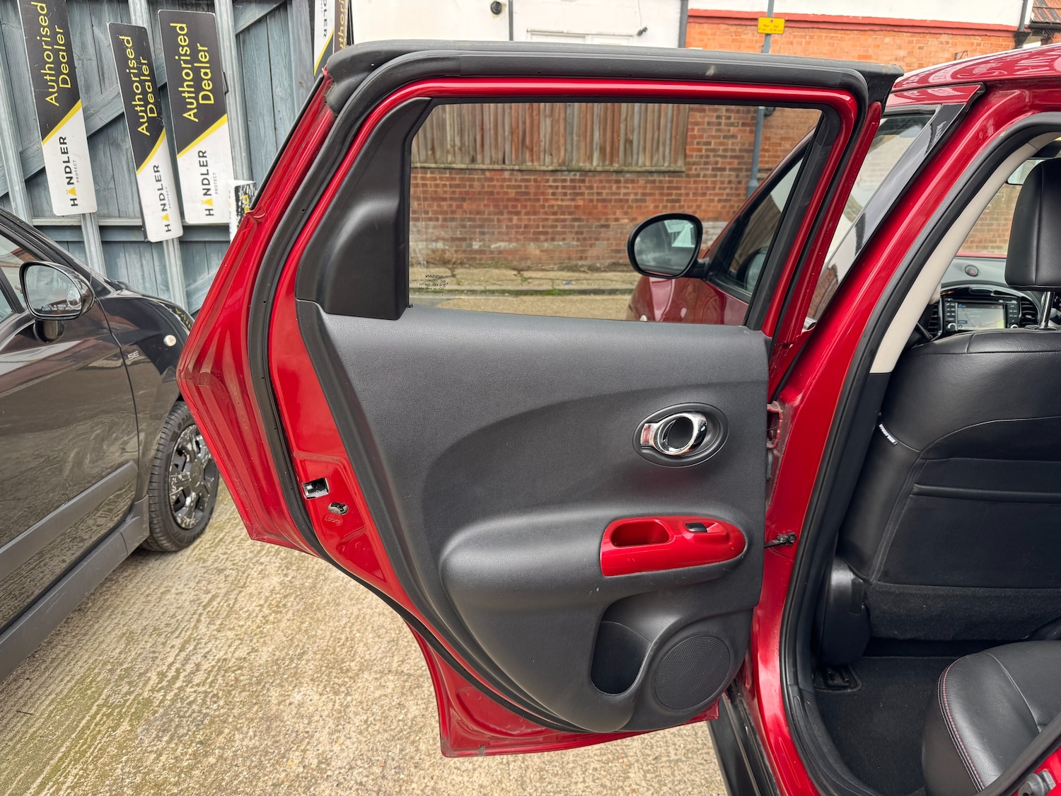 Used Nissan Juke 2013 for sale - 78083910: Photo 33