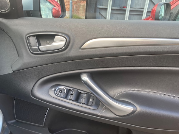 Used Ford Mondeo 2011 for sale - 76206623: Photo 12