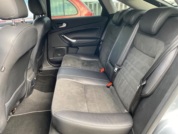 Used Ford Mondeo 2011 for sale - 76206623: Photo 25