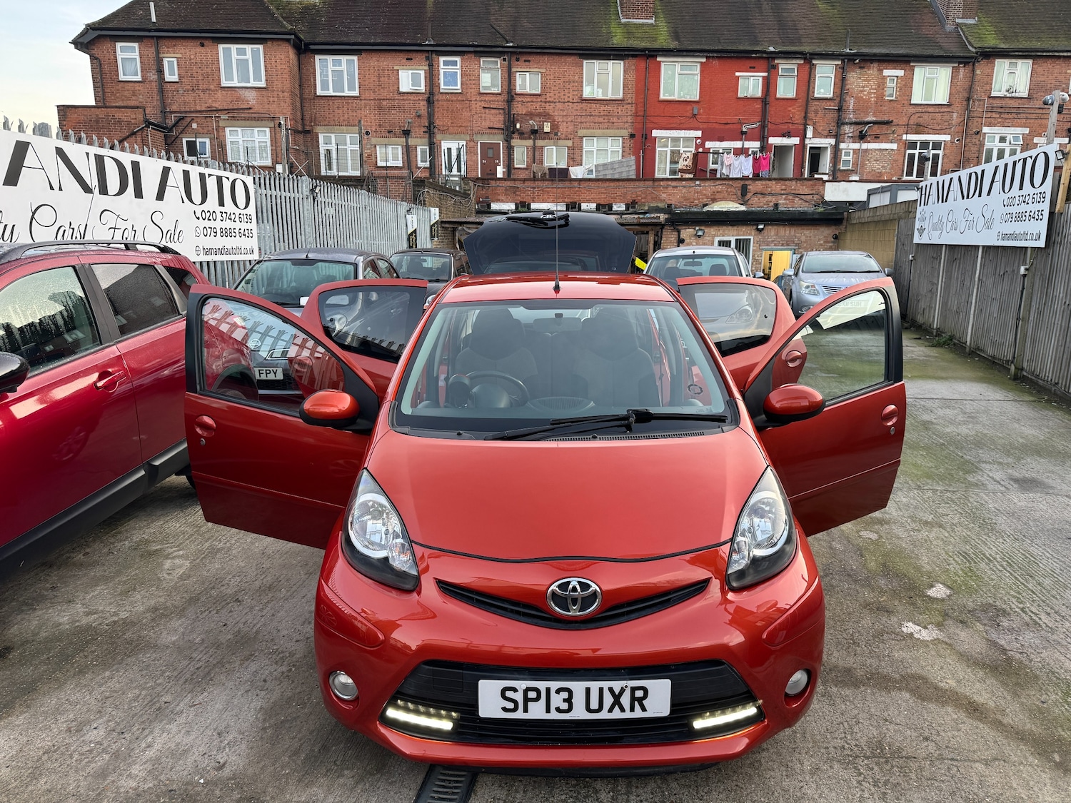 Used Toyota AYGO 2013 for sale - 76954544: Photo 16