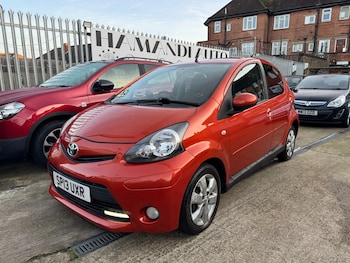 Used Toyota AYGO 2013 for sale - 76954544: Photo