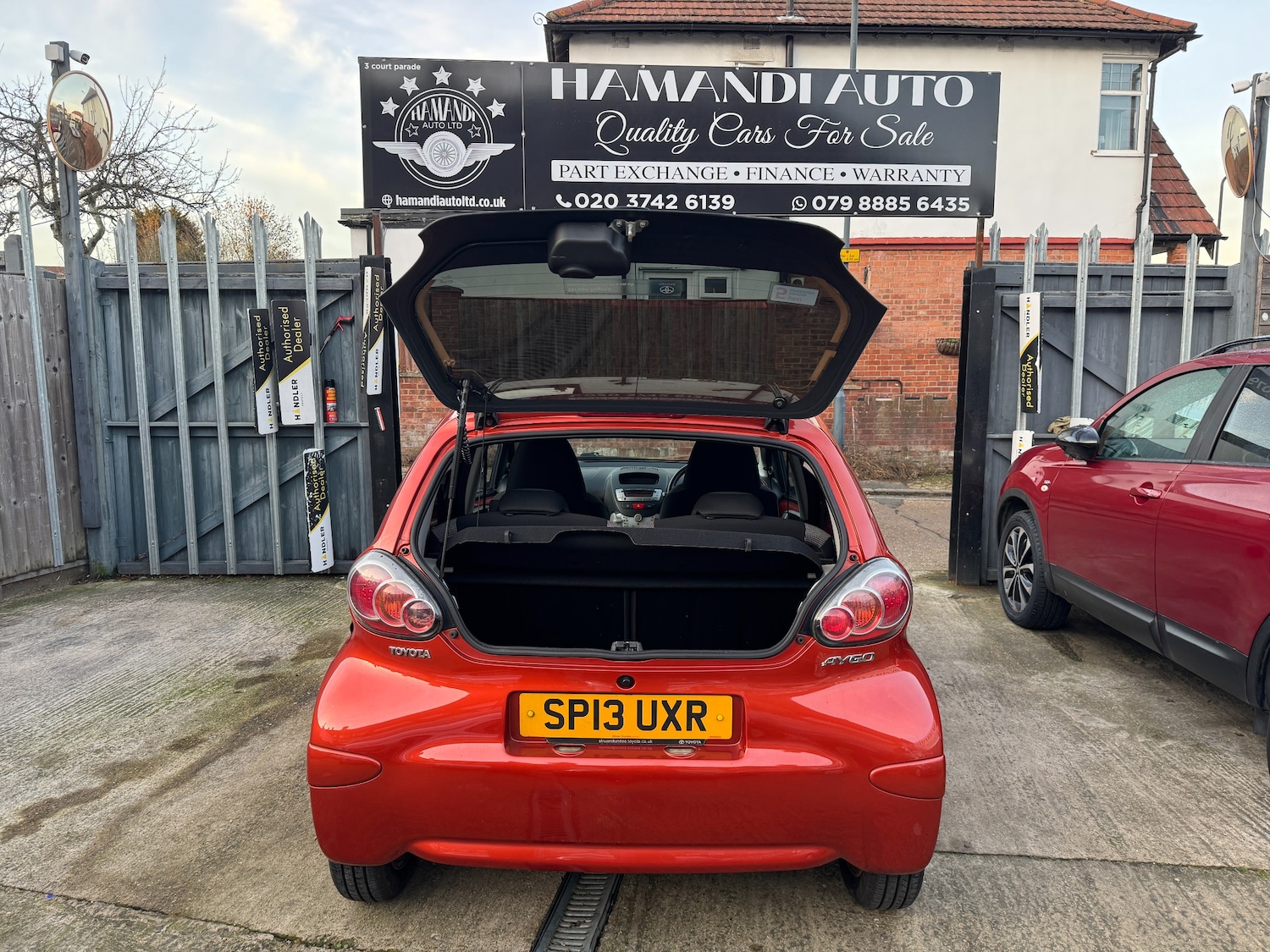 Used Toyota AYGO 2013 for sale - 76954544: Photo 29