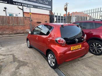 Used Toyota AYGO 2013 for sale - 76954544: Photo